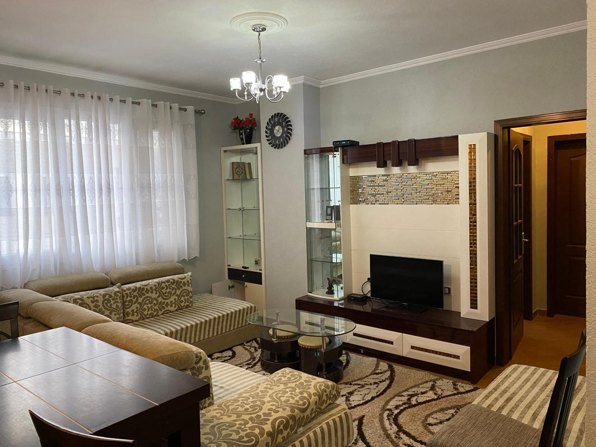 Comfortable 2-Br For 4 Τίρανα Εξωτερικό φωτογραφία