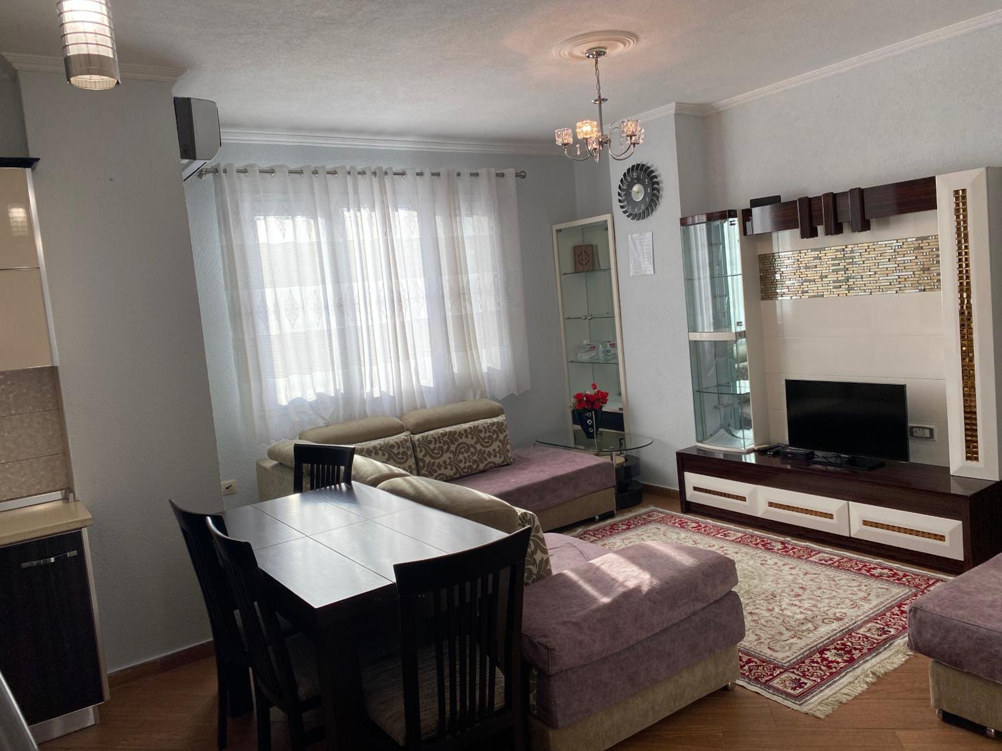 Comfortable 2-Br For 4 Τίρανα Εξωτερικό φωτογραφία