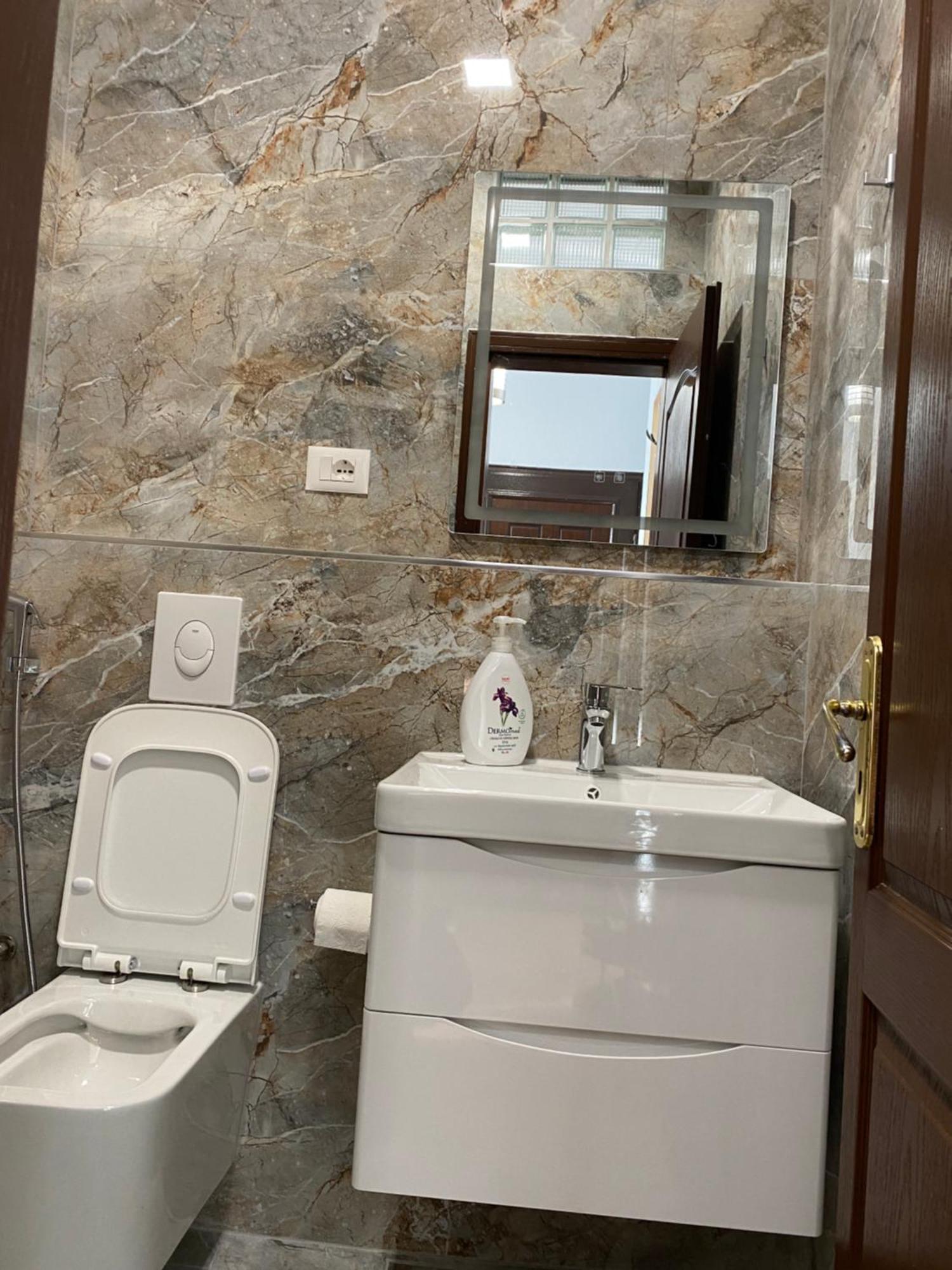 Comfortable 2-Br For 4 Τίρανα Εξωτερικό φωτογραφία
